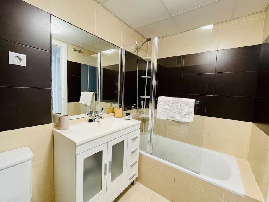 Magnifique Duplex Avec Terrasse Proche De La Plage Málaga Kültér fotó